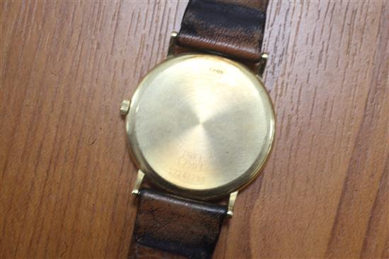 A gentlemans 18ct gold Longines quartz wrist watch,